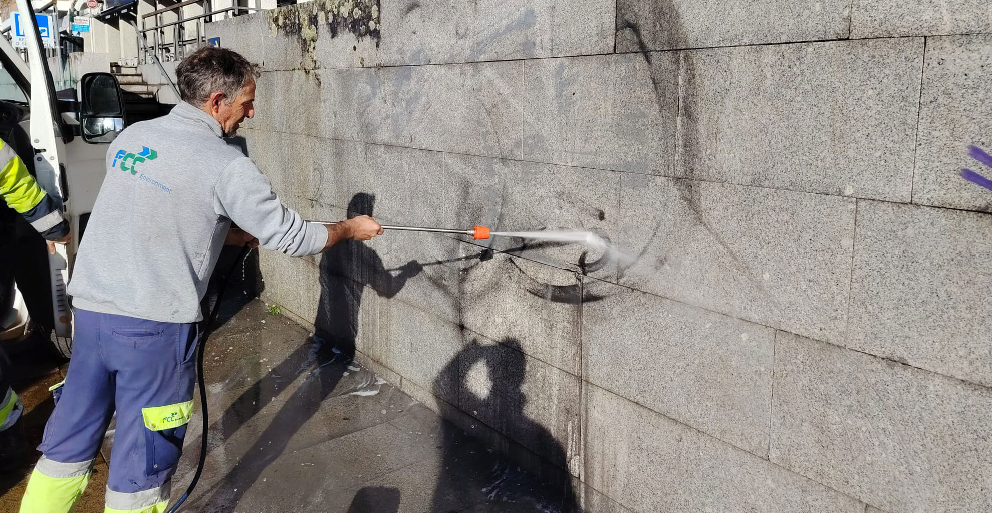 REMOÇÃO DE GRAFITIS